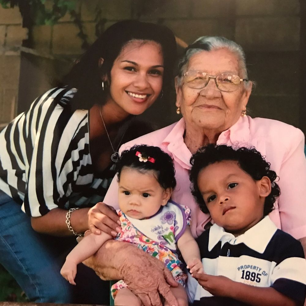 Meet your Posher, Nadya